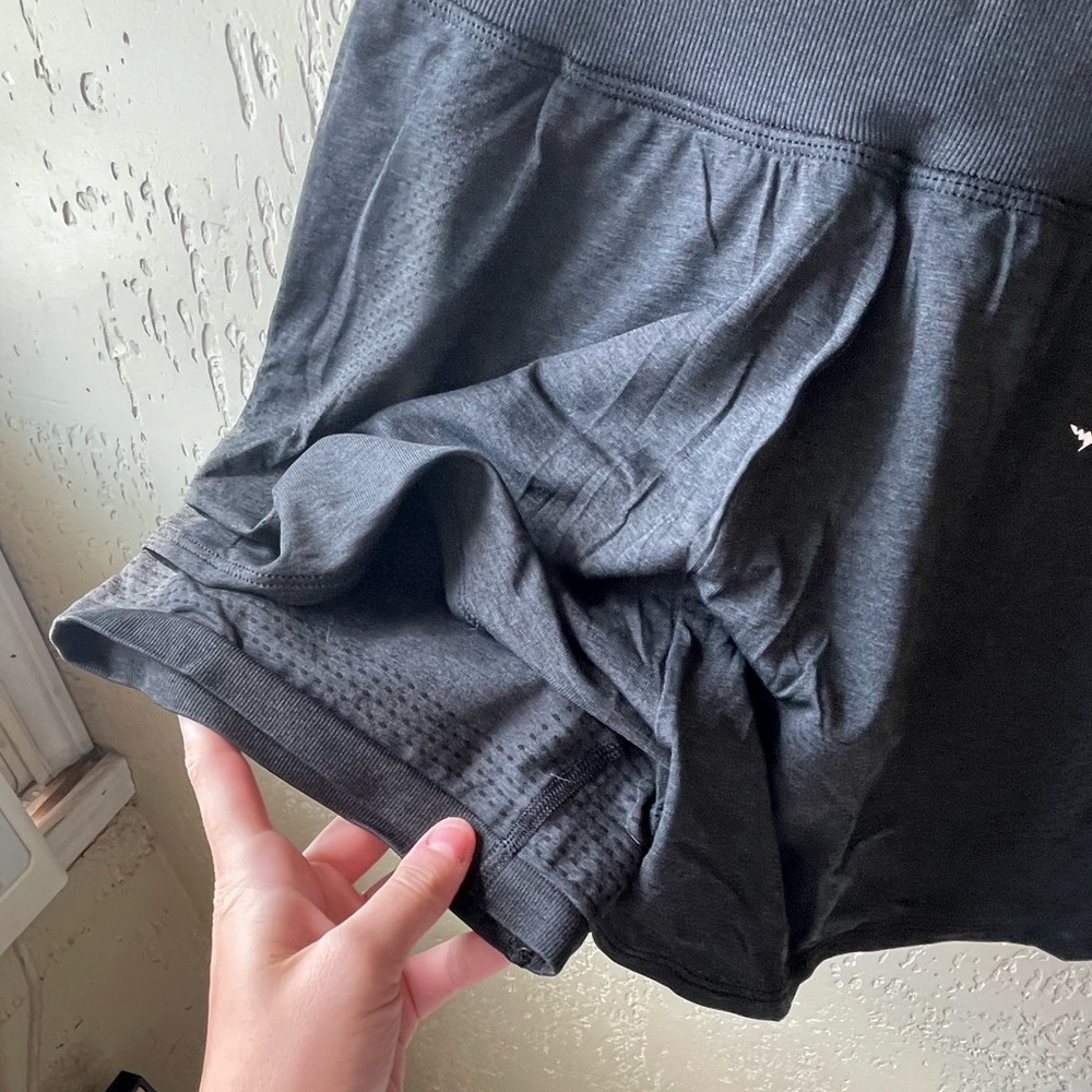 Gymshark Layered Shorts - Picture 3 of 4